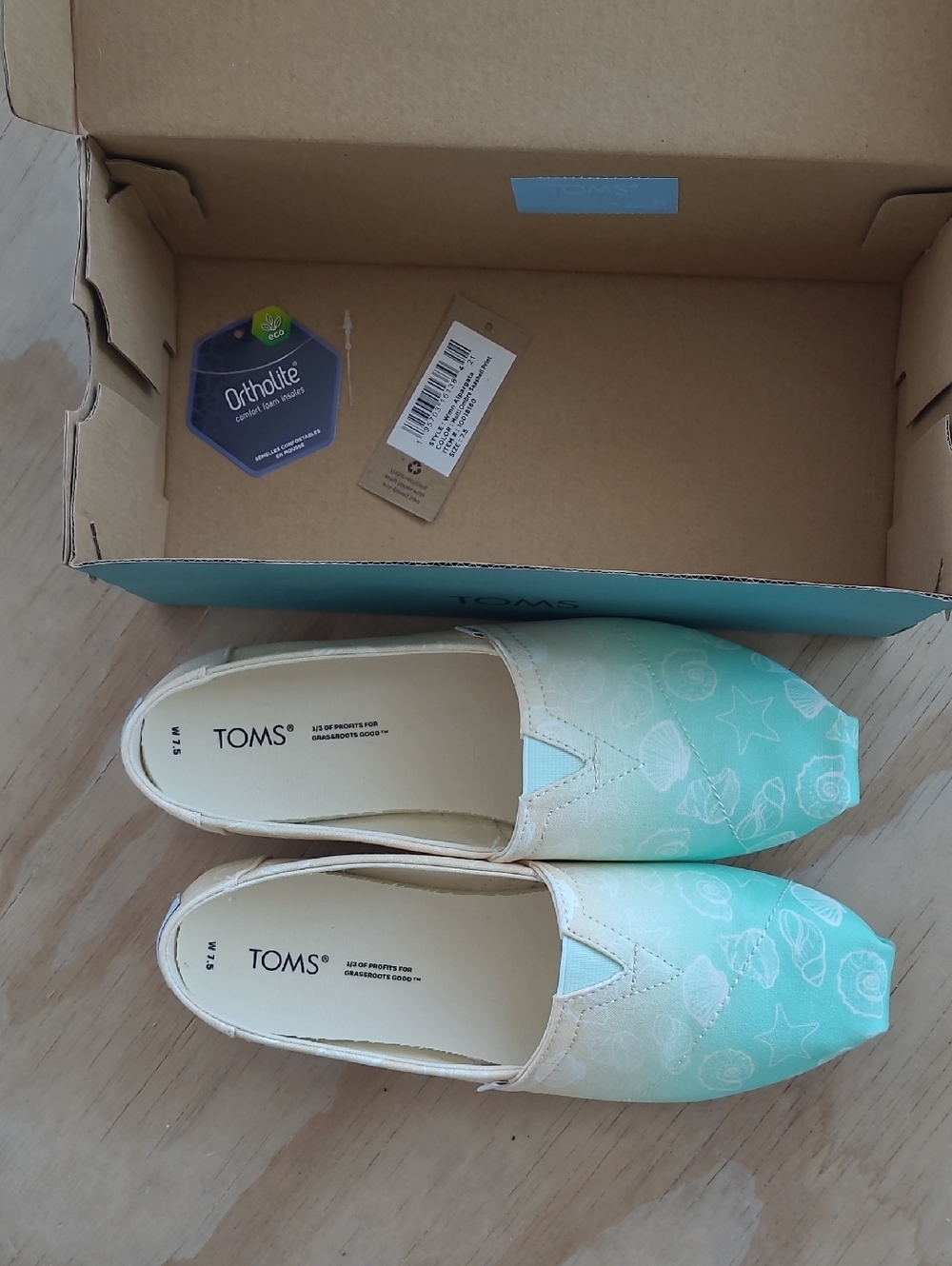 Toms Women's Seafoam Green Ombre Shell Print Classic Alpargatas - Picture 7 of 9